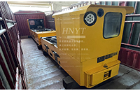 广西5吨和8吨蓄电池湘潭电机车发往海外