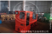 陕西湖北客户采购的3吨湘潭架线式电机车发货