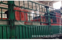 四川铁矿客户采购的5吨湘潭锂电池电机车装车发货